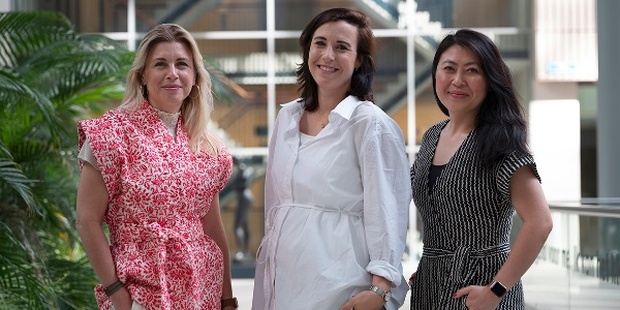 vlnr: Mirelle van den Berg, Stephanie Kuhnle en Shu-Ting Cheng. Fotograaf: Ruud Koppenol